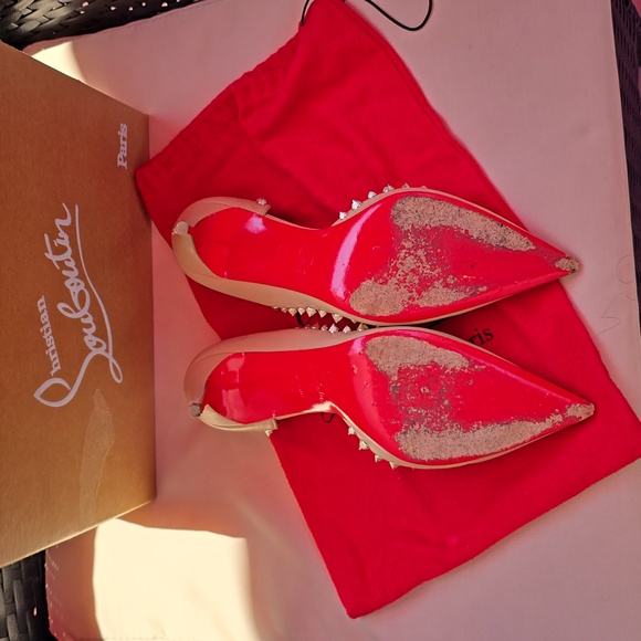 Christian Louboutin spiked nude pumps - Picture 3 of 6